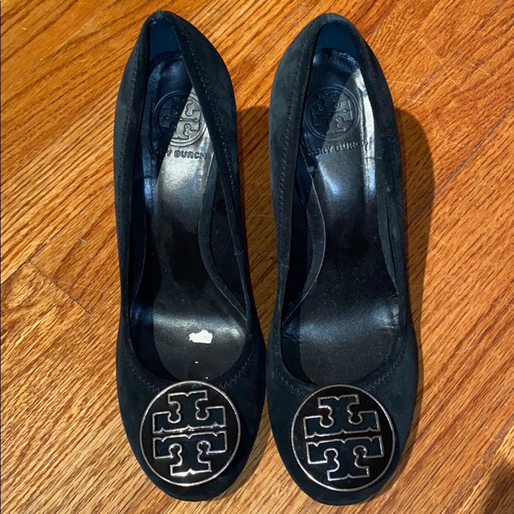 LIKE NEW Navy Blue Tory Burch Heels!